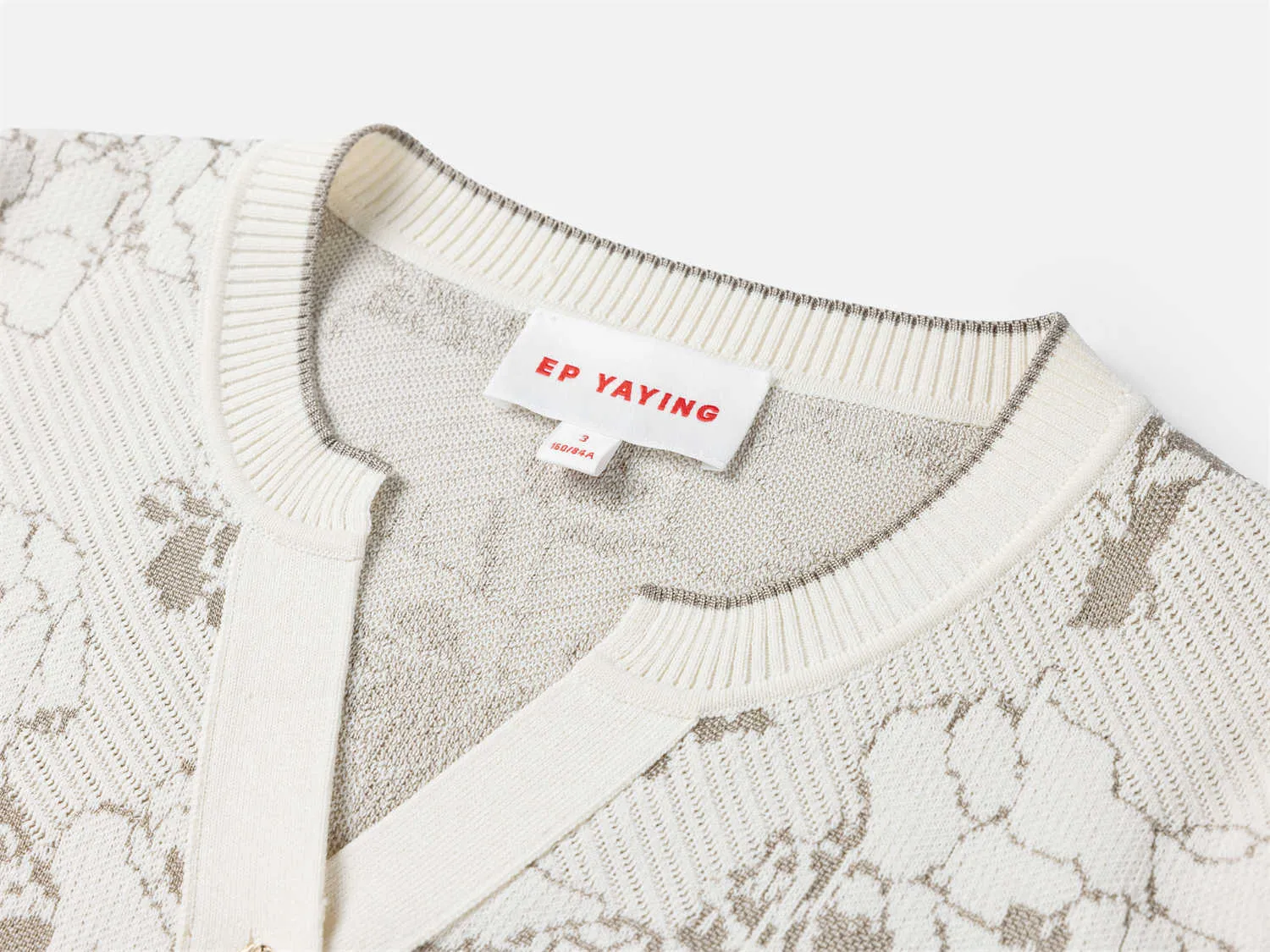 EP YAYING Peony Jacquard Knit Sweater
