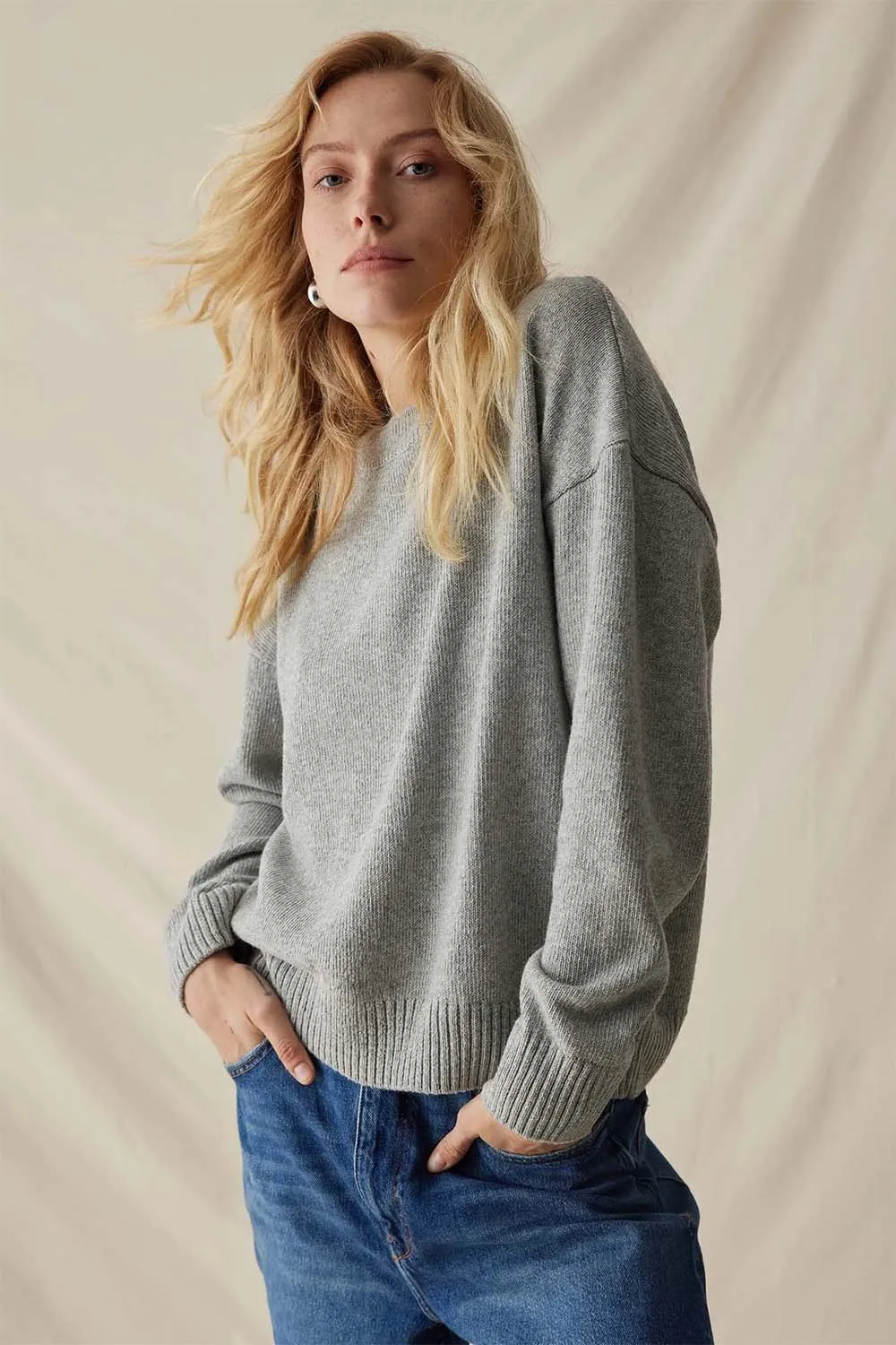 FELICITY LIGHTWEIGHT SWEATER