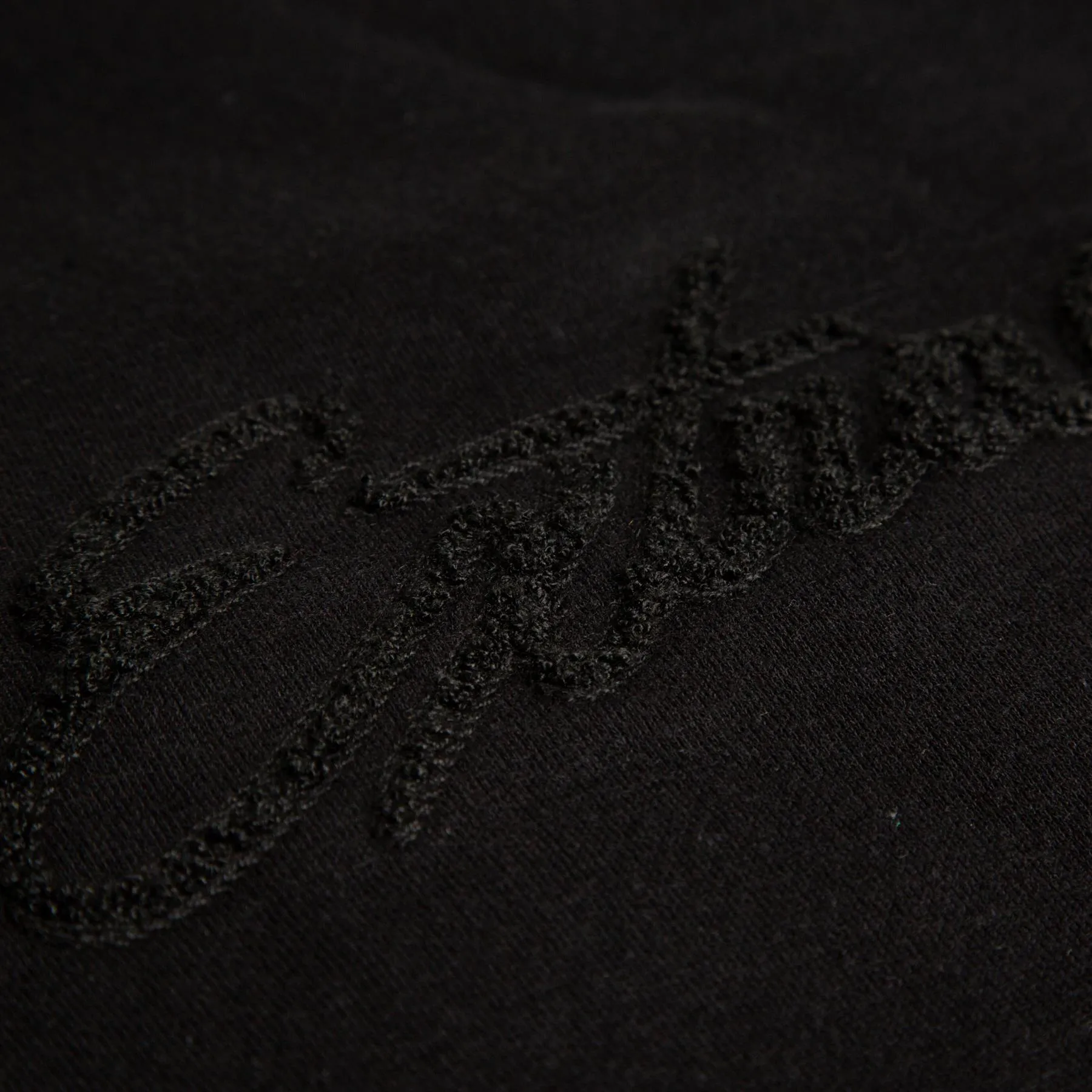 Nilly Script Crew Black - AW23