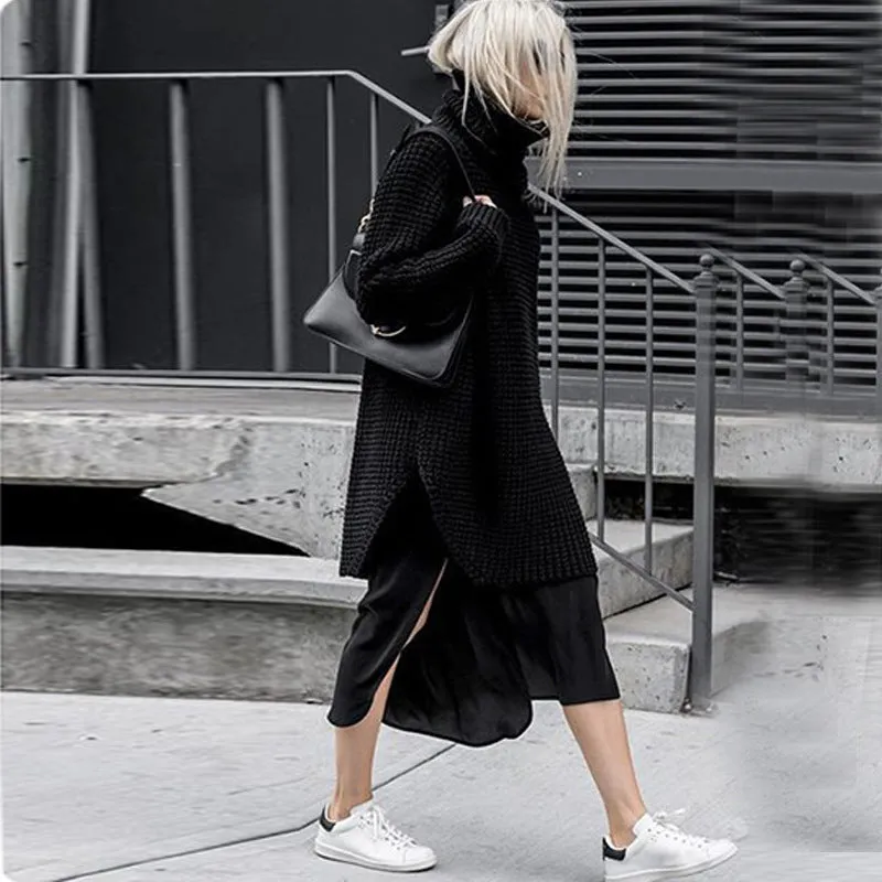 Padded turtleneck sweater women