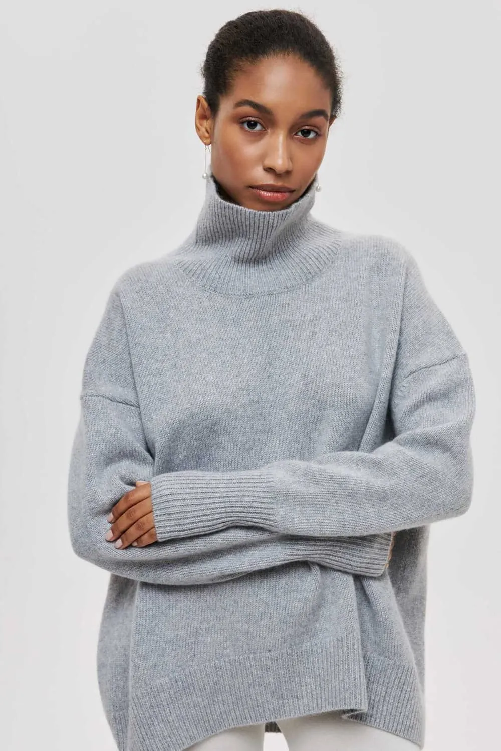 Solid color loose turtleneck sweater