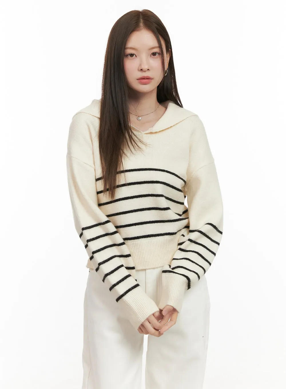 Striped Buttoned Sweater OD412