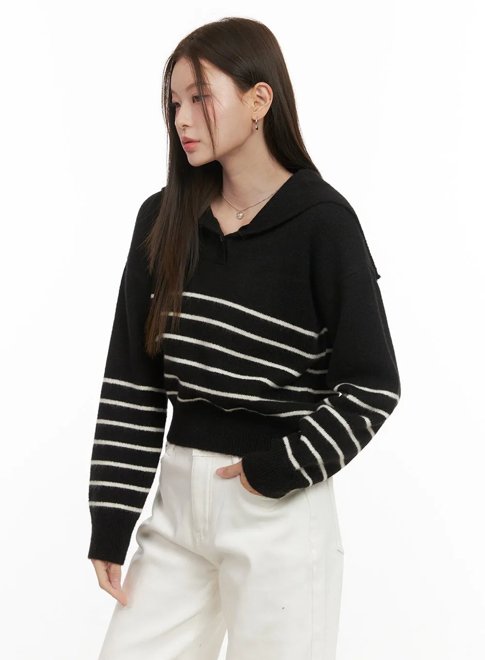 Striped Buttoned Sweater OD412