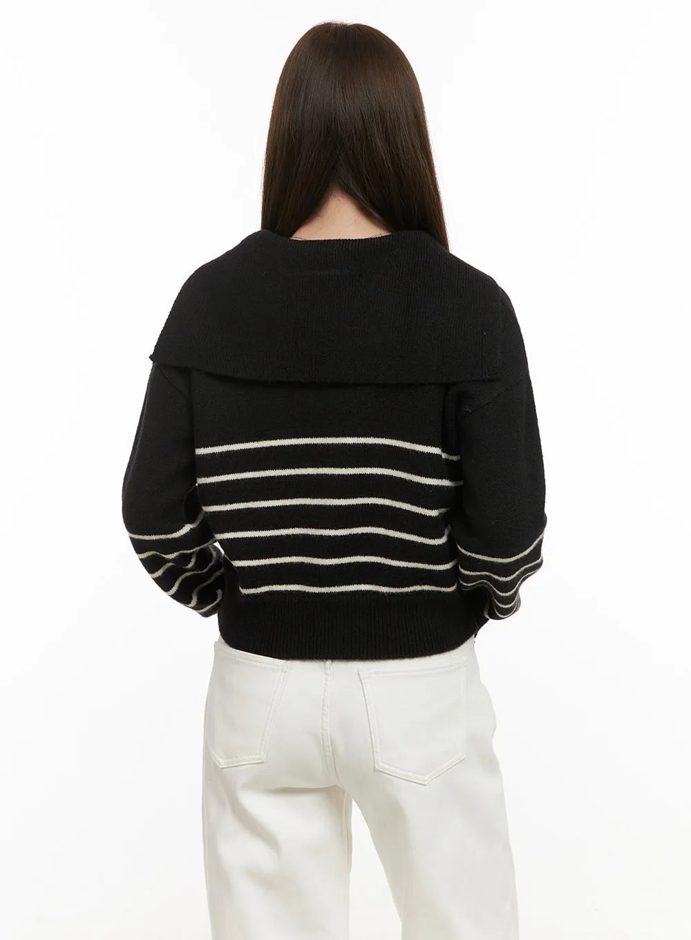 Striped Buttoned Sweater OD412