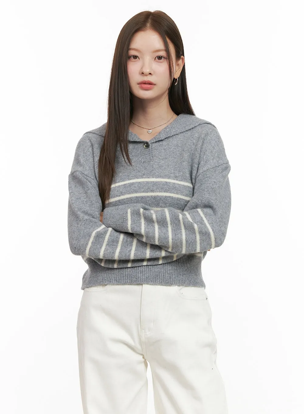 Striped Buttoned Sweater OD412
