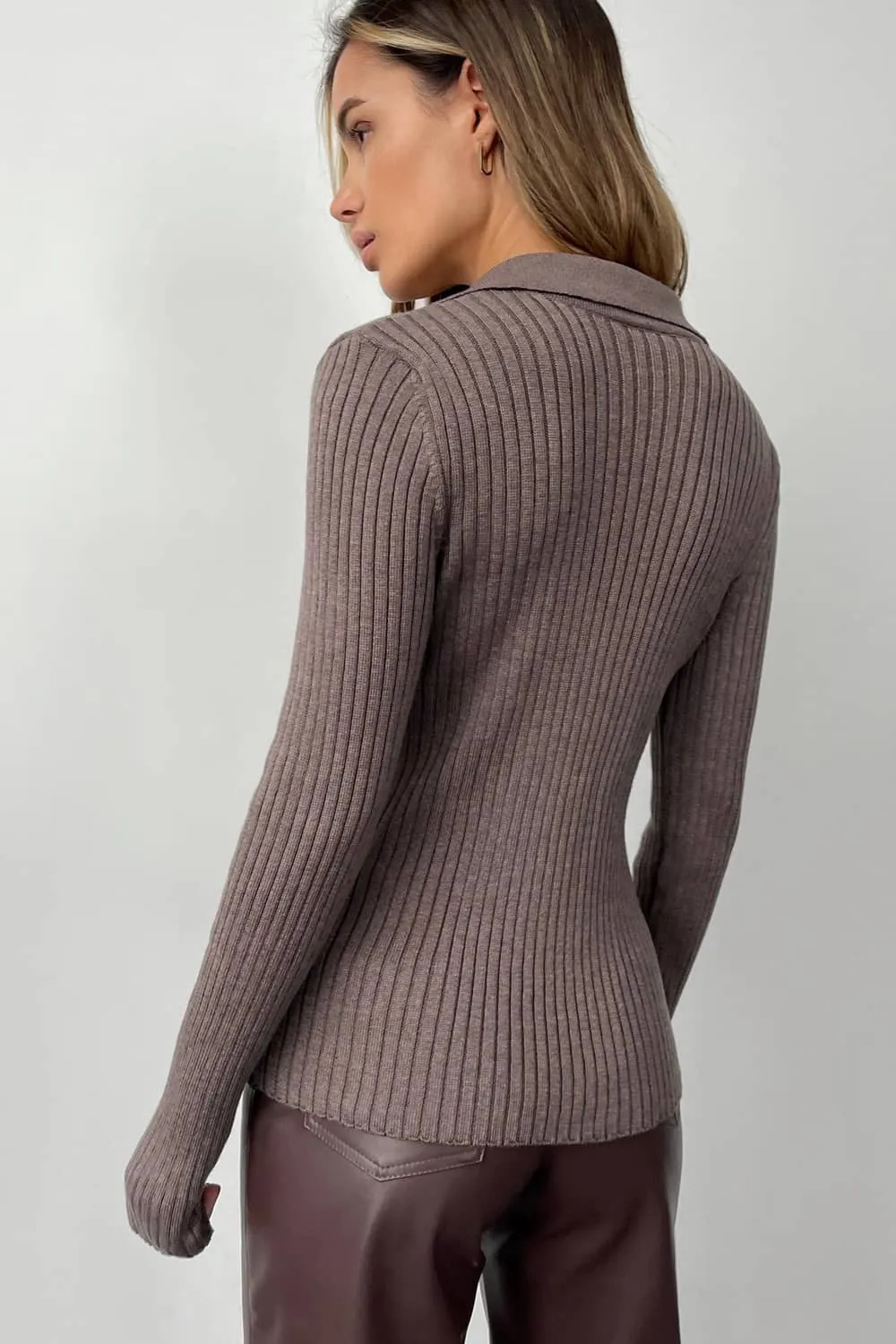 V-neck pullover bottoming sweater