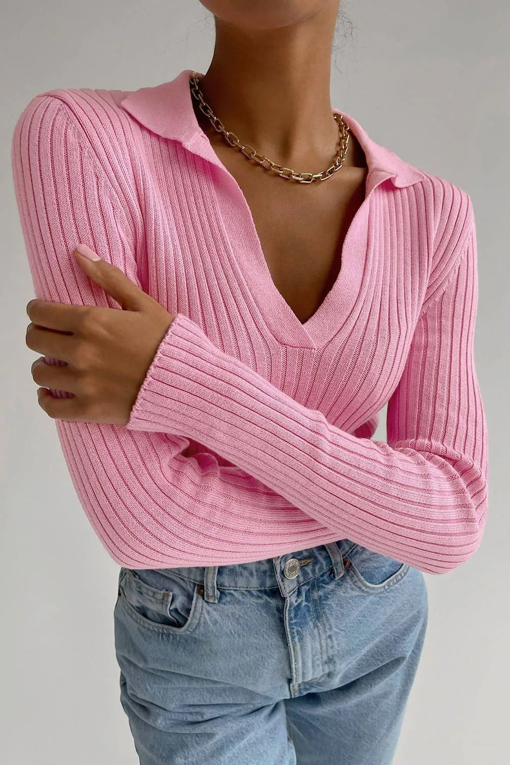 V-neck pullover bottoming sweater